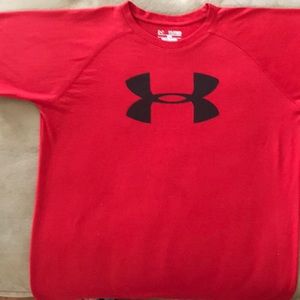 Under Armour T-shirt